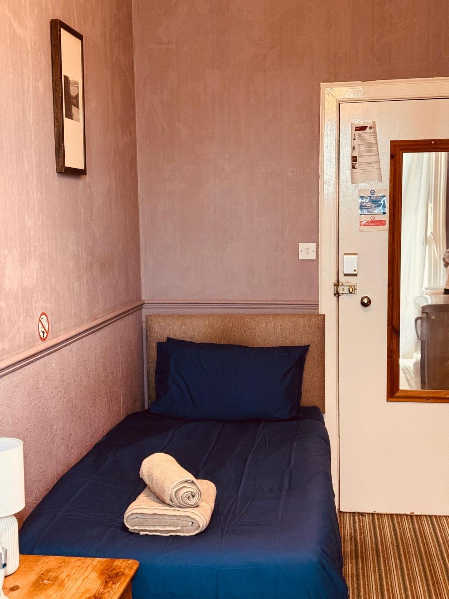 Edinburgh Travel Guest House Luaran gambar
